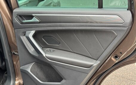Volkswagen Tiguan II, 2018 год, 2 850 000 рублей, 14 фотография