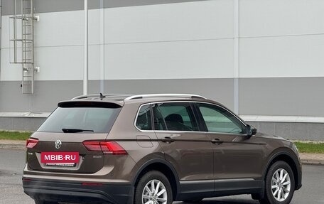 Volkswagen Tiguan II, 2018 год, 2 850 000 рублей, 5 фотография