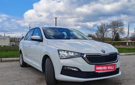 Skoda Rapid II, 2020 год, 1 690 000 рублей, 2 фотография