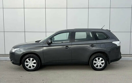 Mitsubishi Outlander III рестайлинг 3, 2013 год, 1 525 000 рублей, 2 фотография