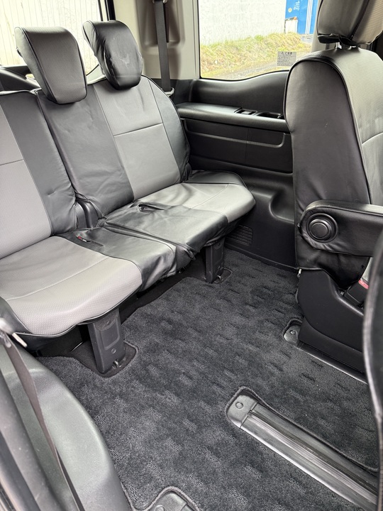 Honda Stepwgn V, 2016 год, 1 850 000 рублей, 12 фотография
