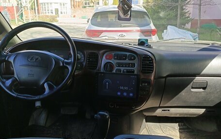 Hyundai Starex I рестайлинг, 2004 год, 535 000 рублей, 3 фотография