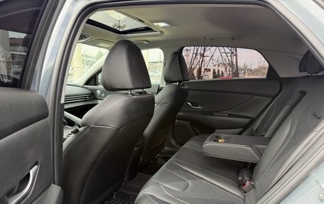 Hyundai Elantra, 2022 год, 1 670 000 рублей, 8 фотография