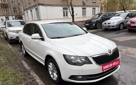 Skoda Superb III рестайлинг, 2013 год, 1 049 000 рублей, 2 фотография