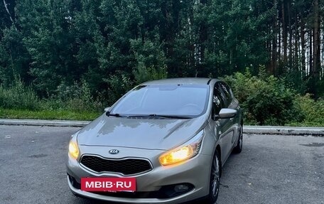 KIA cee'd III, 2015 год, 1 150 000 рублей, 2 фотография