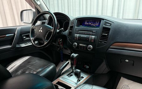 Mitsubishi Pajero IV, 2007 год, 1 449 000 рублей, 10 фотография