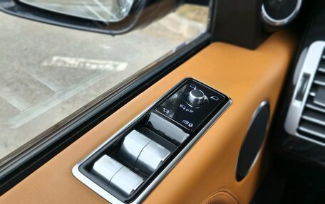 Land Rover Range Rover IV рестайлинг, 2019 год, 7 550 000 рублей, 19 фотография