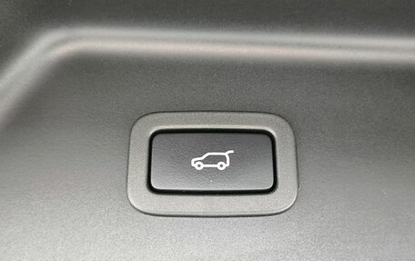 Land Rover Range Rover IV рестайлинг, 2019 год, 7 550 000 рублей, 34 фотография