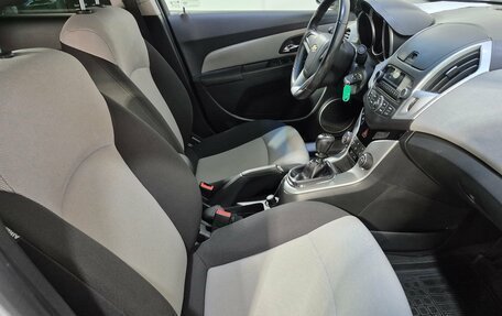 Chevrolet Cruze II, 2013 год, 899 000 рублей, 13 фотография
