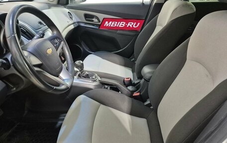 Chevrolet Cruze II, 2013 год, 899 000 рублей, 12 фотография