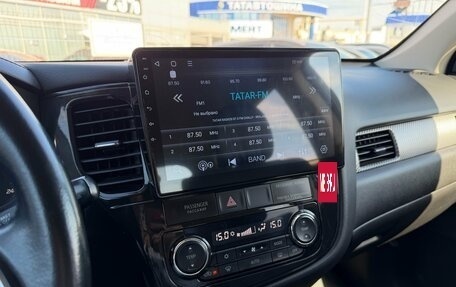 Mitsubishi Outlander III рестайлинг 3, 2015 год, 1 450 000 рублей, 12 фотография