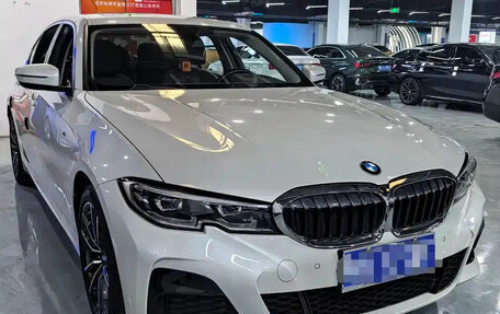 BMW 3 серия, 2021 год, 1 840 000 рублей, 3 фотография