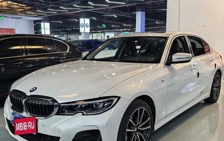 BMW 3 серия, 2021 год, 1 840 000 рублей, 1 фотография
