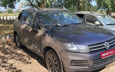Volkswagen Touareg III, 2011 год, 900 000 рублей, 1 фотография
