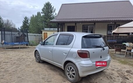 Toyota Vitz, 2000 год, 400 000 рублей, 4 фотография