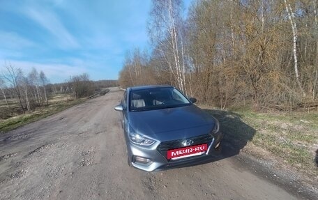 Hyundai Solaris II рестайлинг, 2019 год, 1 610 000 рублей, 2 фотография