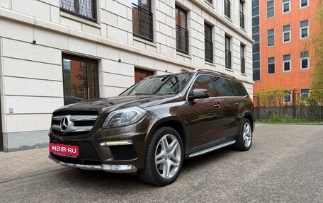 Mercedes-Benz GL-Класс, 2013 год, 4 000 000 рублей, 6 фотография
