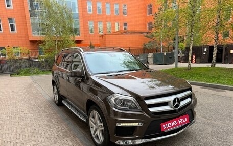 Mercedes-Benz GL-Класс, 2013 год, 4 000 000 рублей, 2 фотография