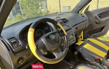 Skoda Fabia II, 2012 год, 750 000 рублей, 11 фотография
