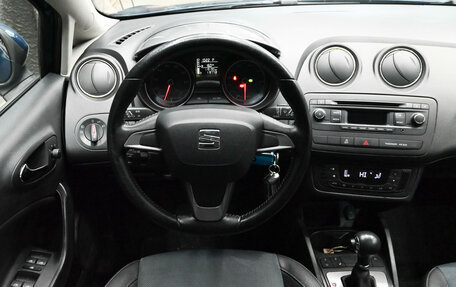 SEAT Ibiza IV рестайлинг 2, 2014 год, 950 000 рублей, 13 фотография