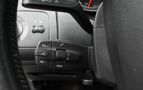 SEAT Ibiza IV рестайлинг 2, 2014 год, 950 000 рублей, 20 фотография