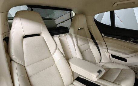 Porsche Panamera II рестайлинг, 2013 год, 2 299 000 рублей, 17 фотография