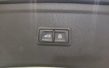 Audi Q5, 2019 год, 3 200 000 рублей, 11 фотография