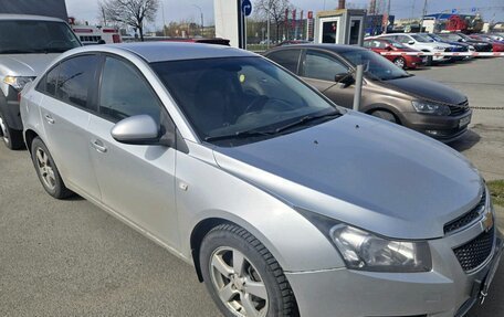 Chevrolet Cruze II, 2012 год, 539 000 рублей, 2 фотография
