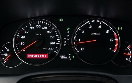 Toyota Land Cruiser Prado 120 рестайлинг, 2005 год, 1 900 000 рублей, 11 фотография