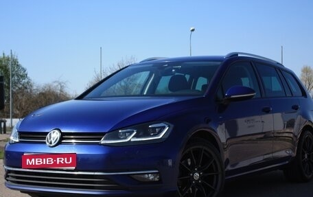 Volkswagen Golf VII, 2018 год, 1 650 000 рублей, 1 фотография