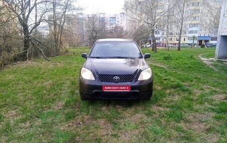 Toyota Matrix, 2002 год, 420 000 рублей, 1 фотография