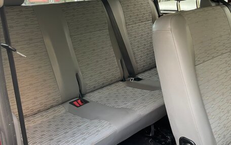 Volkswagen Transporter T5 рестайлинг, 2009 год, 1 600 000 рублей, 9 фотография
