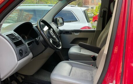 Volkswagen Transporter T5 рестайлинг, 2009 год, 1 600 000 рублей, 6 фотография