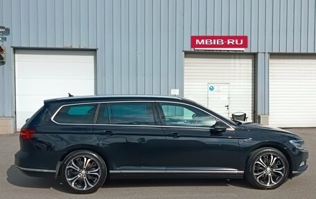 Volkswagen Passat B8 рестайлинг, 2018 год, 1 779 000 рублей, 5 фотография