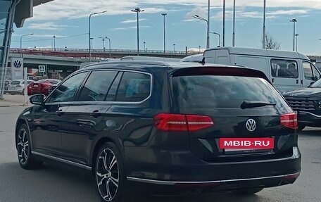 Volkswagen Passat B8 рестайлинг, 2018 год, 1 779 000 рублей, 6 фотография