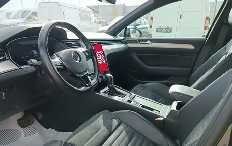 Volkswagen Passat B8 рестайлинг, 2018 год, 1 779 000 рублей, 12 фотография