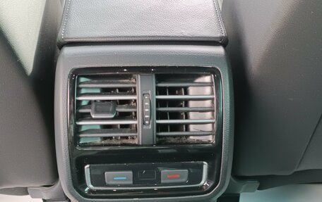 Volkswagen Passat B8 рестайлинг, 2018 год, 1 779 000 рублей, 24 фотография