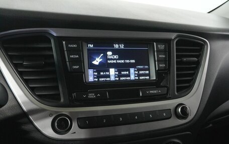 Hyundai Solaris II рестайлинг, 2017 год, 1 089 000 рублей, 12 фотография