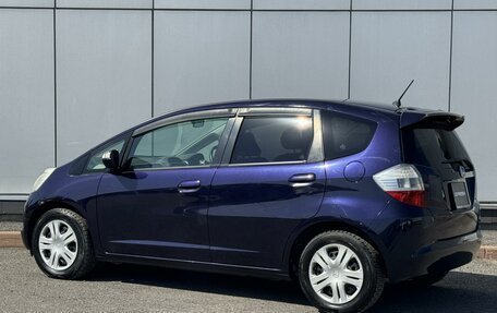 Honda Fit III, 2010 год, 829 999 рублей, 2 фотография