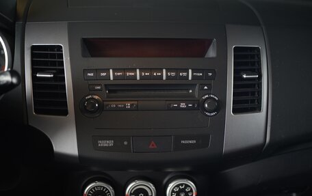 Mitsubishi Outlander III рестайлинг 3, 2008 год, 1 150 000 рублей, 11 фотография