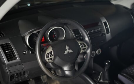 Mitsubishi Outlander III рестайлинг 3, 2008 год, 1 150 000 рублей, 8 фотография