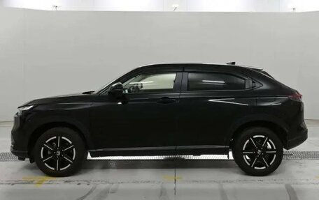 Honda Vezel, 2022 год, 1 950 000 рублей, 4 фотография