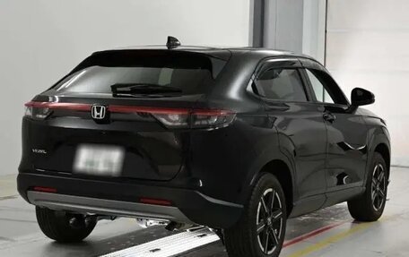 Honda Vezel, 2022 год, 1 950 000 рублей, 2 фотография