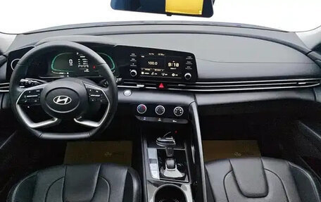 Hyundai Elantra, 2023 год, 1 524 000 рублей, 12 фотография