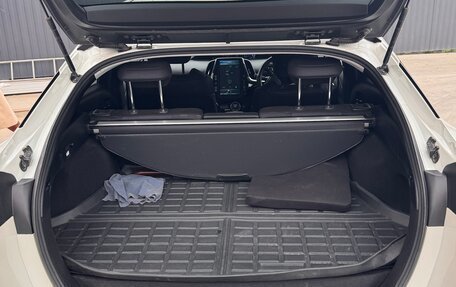 Toyota Prius IV XW50, 2018 год, 2 400 000 рублей, 6 фотография
