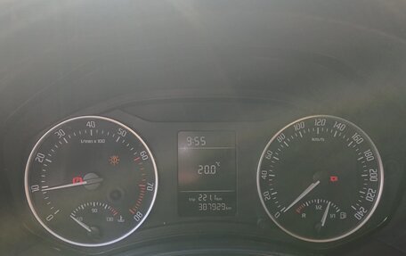 Skoda Octavia, 2011 год, 750 000 рублей, 8 фотография
