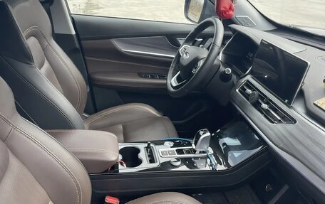 Chery Tiggo 8 Pro, 2023 год, 2 380 000 рублей, 13 фотография
