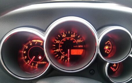 Toyota Matrix, 2002 год, 420 000 рублей, 6 фотография