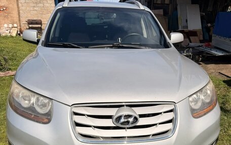 Hyundai Santa Fe III рестайлинг, 2011 год, 1 400 000 рублей, 1 фотография