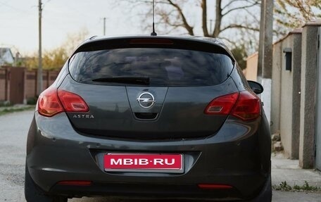 Opel Astra J, 2011 год, 800 000 рублей, 3 фотография